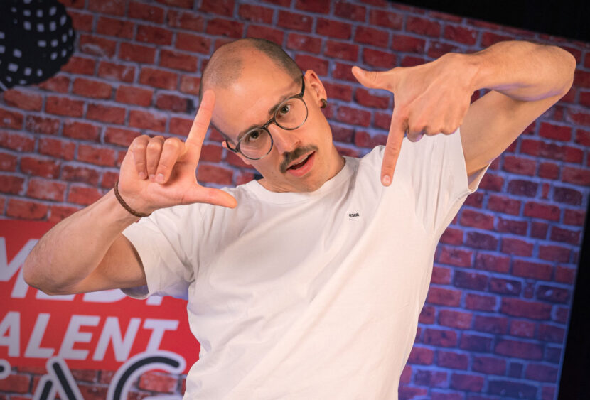 Fabian Rütsche bei der SRF 3 Comedy Talent Stage